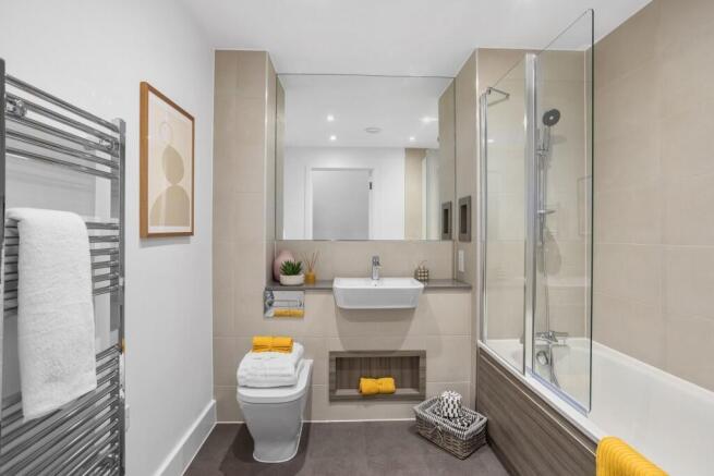 2 bed Apartment for sale Image 6