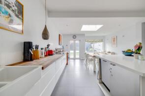 22, Avenue Gardens, East Sheen, London SW14 8BP