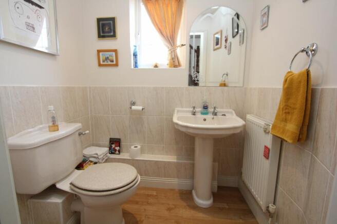 Cloakroom / WC