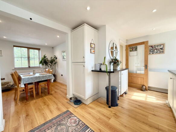 3 bed Detached for sale Image 8