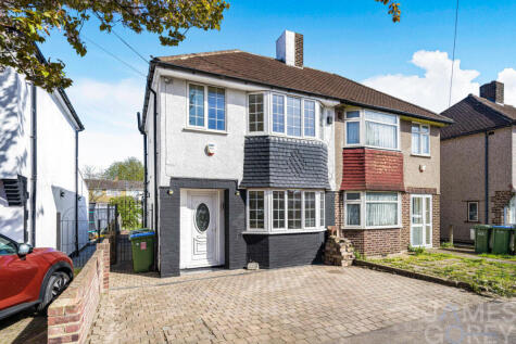 Woodhurst Road, London, SE2 9HT