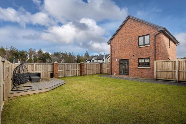 Rear View/ Garden