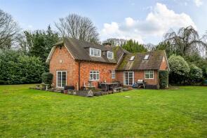 Grange Cottage, Bath Road, Hare Hatch RG10 9SA