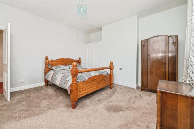 2 bed Terraced for sale Image 7