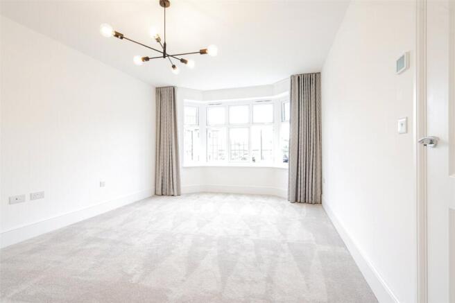 4 bed Detached for sale Image 4