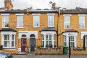 106, Hartington Road, London E17 8AT