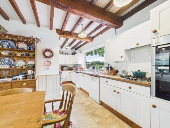 dining/kitchen