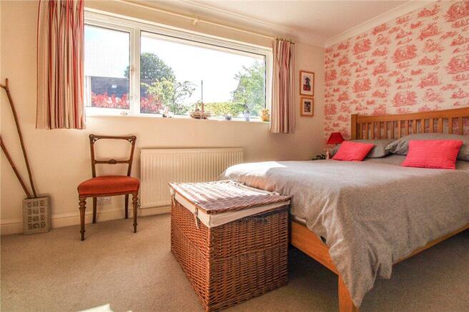 3 bed Bungalow for sale Image 8
