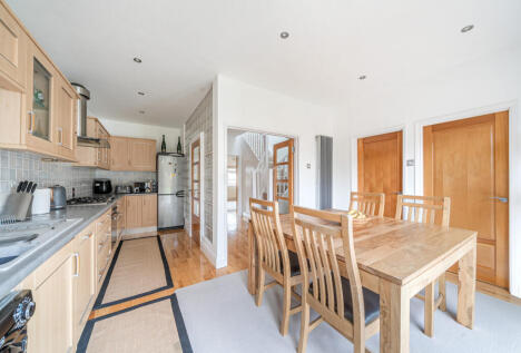 Kinloch Drive, LONDON, NW9