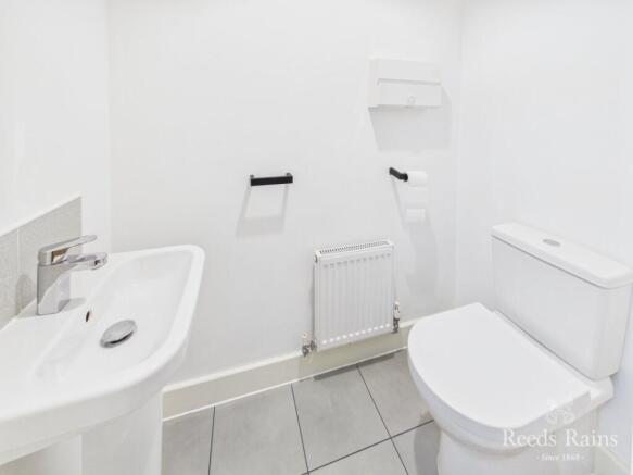 4 bed Terraced for sale Image 8