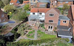 8, Grays Court, Louth LN11 0FG