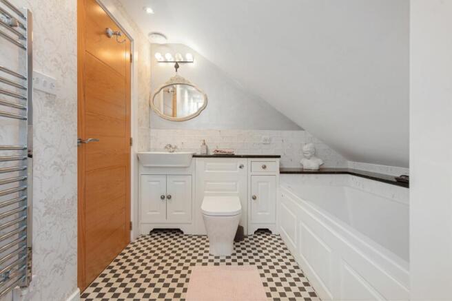 Bedroom 1 En-suite