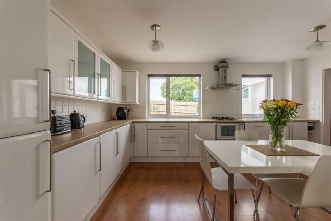 62 Broadweir Road-13.jpg