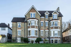 7a, 77 Robins Court, Bromley Road, Beckenham BR3 5PB