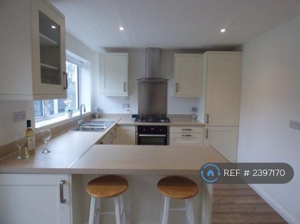 Kitchen Breakfast Bar