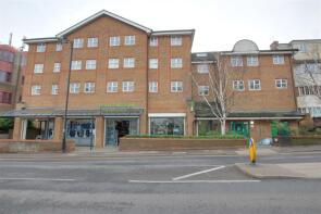 Flat 2, 40, Windmill Hill, Enfield EN2 7AW