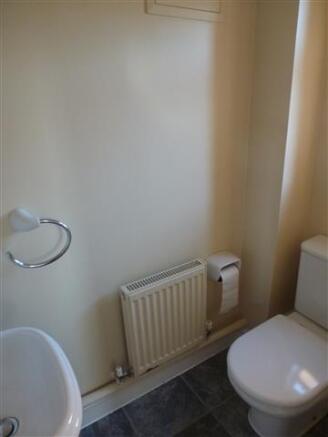 Cloakroom/wc