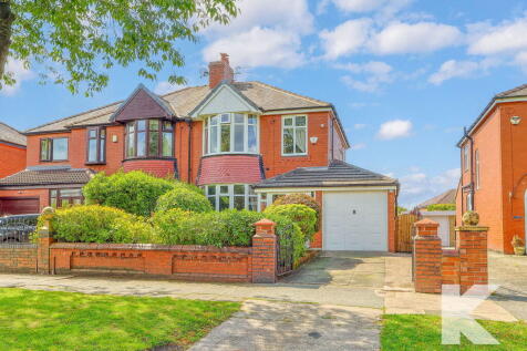 441 Burnley Lane, Chadderton, Oldham, OL9 0BP