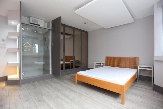 GFF 248 Dyke Road (16).JPG