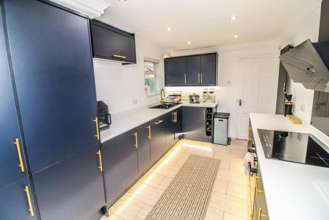 Kitchen Pic 2