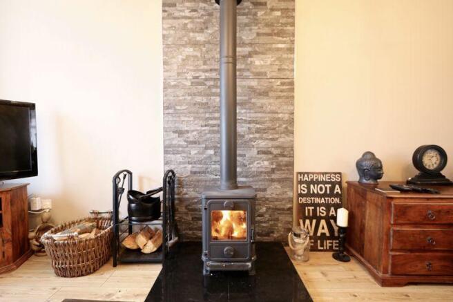 Log Burner Fea...