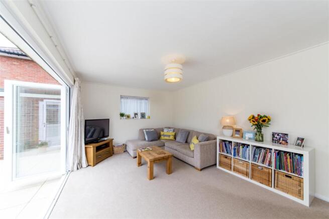 14 Brandles Road (2 