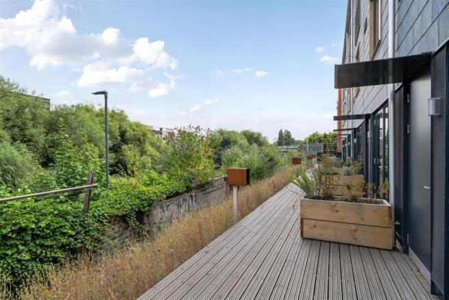 3 bed Town House for sale Image 12