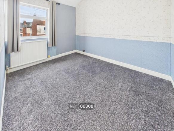 2 bed Terraced to rent Image 11