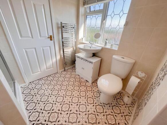 Jack And Jill Bathroom
