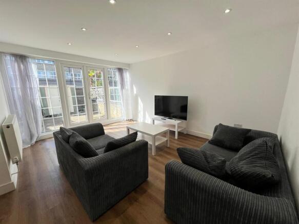 WhatsApp Image 2026-03-17 at 14.32.23 (7).jpeg