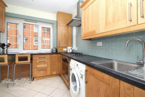 66, Chadworth House, Lever Street, London EC1V 3RB