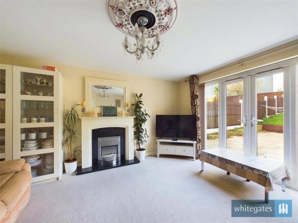 4 bed Detached for sale Image 5