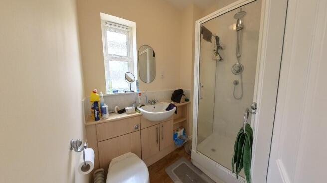 2 bed Flat for sale Image 10