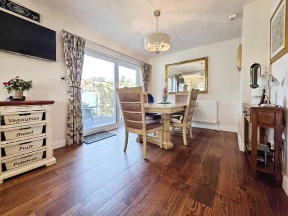 3 bed Detached for sale Image 6