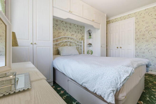 2 bed Detached Bungalow for sale Image 9
