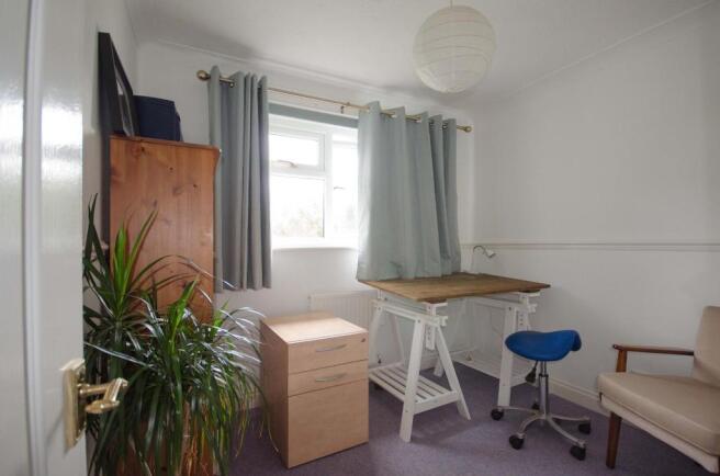 bedroom 4.jpg