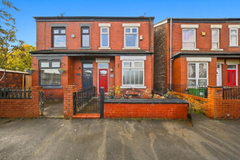 Vicarage Road, Stockport, SK3
