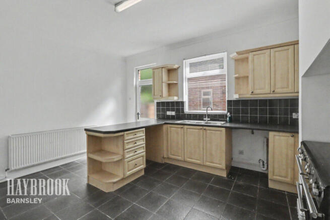 3 bed Terraced for sale Image 6