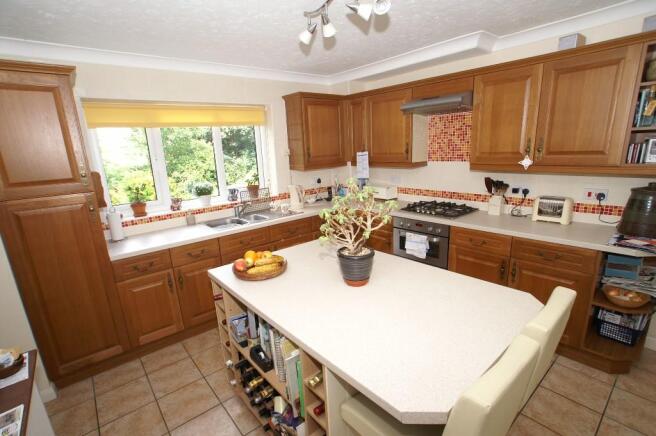 Kitchen/Breakfast Rm