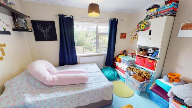 bed 2 new.jpg