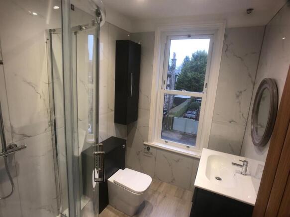 1 bed Apartment to rent Image 8