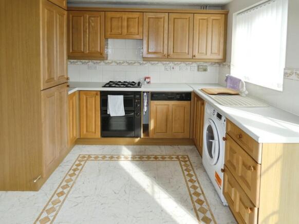 9a3ddac7-Kitchen