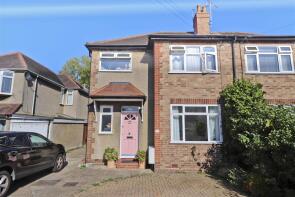 20a, The Close, Pinner HA5 1PH