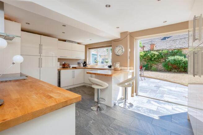 7 Haysum's Close 2558-8.jpg