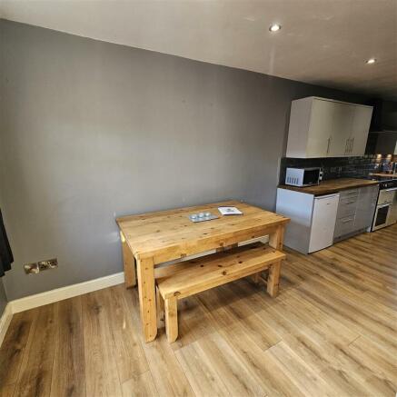 Dining Area.jpg