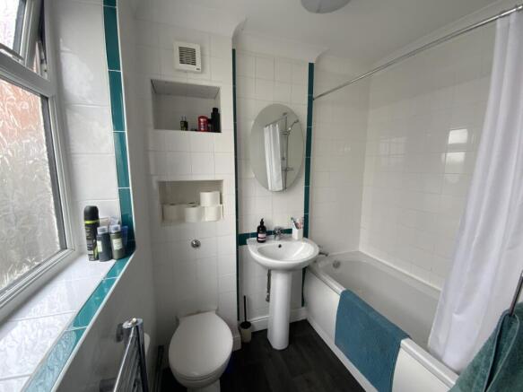2 bed Terraced for sale Image 4