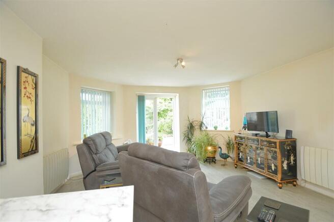 LivingArea3.jpg