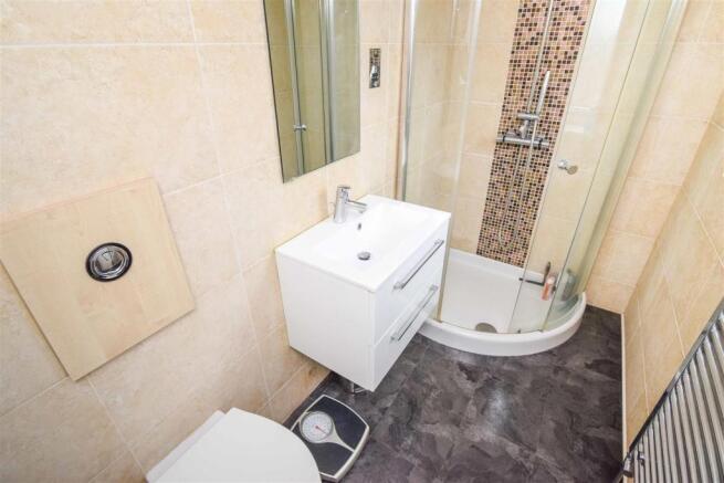 Bathroom -1.jpg