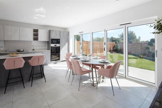 Kitchen/Dining