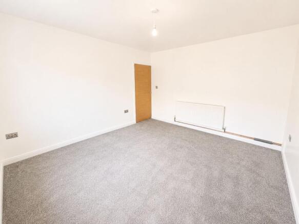 3 bed Detached for sale Image 5